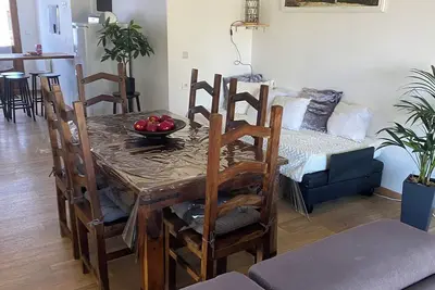 Image de Welcoming 2-bedroom house in Cléré-les-Pins, many castles around.