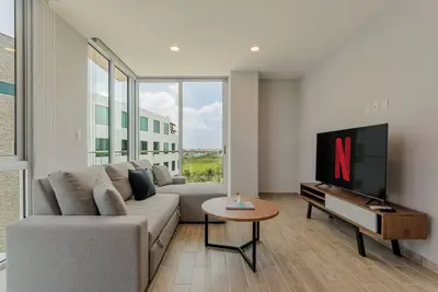 Image de *Deluxe 2 bedroom with golf course view: wifi, pool and gym