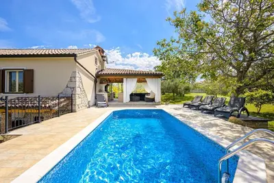 Image de Casa Marilu - Escapade nature dans une charmante maison de vacances avec piscine privée et aire de jeux pour enfants, idéale pour les familles