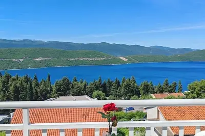Image de Apartments Sea Sky View / 2 Apartment – Olive Stone Comfort
