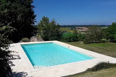 Image de Bois Dragon - grande maison avec piscine privée