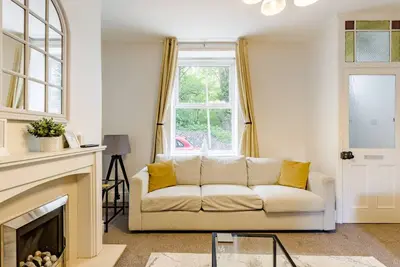 Image de High Peak Place - Trois Chambres Maison, Couchages 8