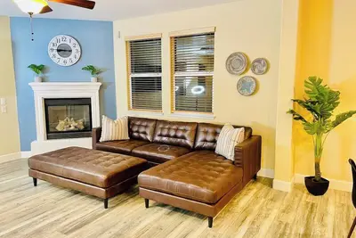 Image de South Reno W/Great Ac/5TVs/Sleeps 16/Pets Ok