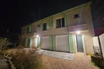 Image de La Bastide entre Eurexpo et St Exupéry