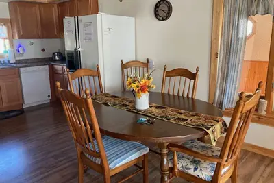 Image de Spacious 6-bedroom house with WiFi and Ac in Enchanting Enosburg
