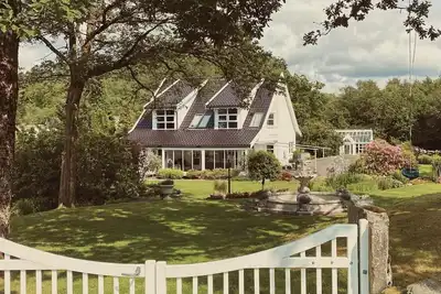 Image de Exclusive Villa Near Preikestolen • Hot Tub, Boat & Large Garden