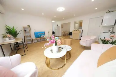 Image de Sydney Stunning 4 bed 4 bath at Auburn new Listing