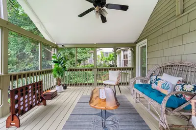 Image de 3br Bungalow by Oakhurst - Decatur