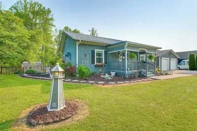 Image de Hot Tub & Fire Pit: Rockbridge Getaway!