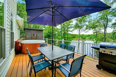 Image de 5br Lakefront Lake Anna, Dock, Views, Deck, Movies