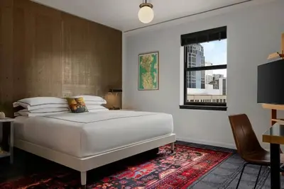 Image de Forbes Best Pet-Friendly Hotel – 2 King Rooms in Central Seattle