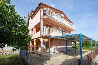 Image de 2 bedroom amazing apartment in Poljica