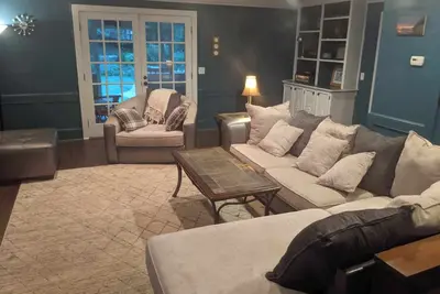 Image de Charming 3-bedroom house with in ground  Pool, in Suwanee