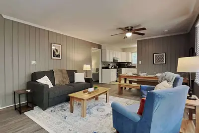Image de Easy Access&Close to Speedway-Capital City Delight
