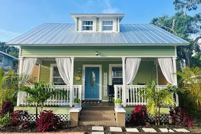 Image de 3-bedroom 2 bath Bungalow by the Bay in Clearwater! Close to Beach! Sleeps 6