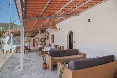 Image de Casa Cueva' avec vue sur la montagne, terrasse privée et jardin privé