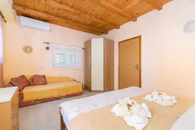 Image de Appartement d'une chambre avec la terrasse Igrane, Makarska (A-24626-a)