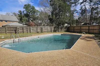 Image de Monthly Stays -Modern 6 Bedroom Home with Extra Sleeping Space & Private Pool