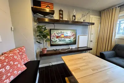 Image de Charming 2-bedroom apartment with Ac, WiFi Near Cherry Creek, Denver