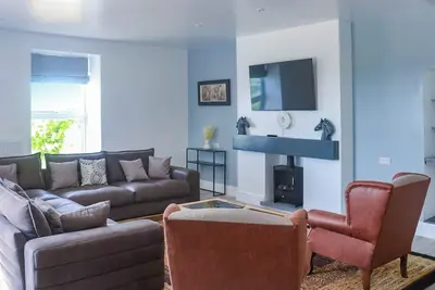 Image de 9 chambres à coucher à Llandysul