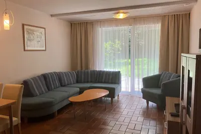 Image de Appartement 'Für Bis Zu 4 Personen' avec terrasse privée, jardin partagé et Wi-Fi