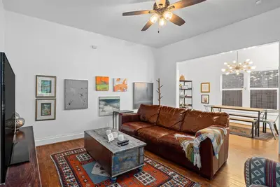 Image de Heights Home Nr Dt + Washington | Desk Yard Bbq