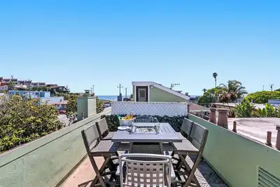 Image de Beachside escape in the heart of Rio del Mar!