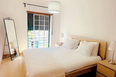 Image de 10 minutes to the beach 20 minutes to the centre of Lisbon, 2 bedroom Apt Montijo