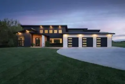 Image de Dragonfly Retreat hot tub, sauna, 6 beds, 3 bath, large yard 3 min from Downtown