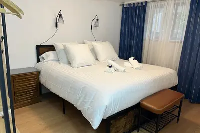 Image de Paris Expo Porte Versail, Apt 2p Malakoff, spacieux, très calme 10min de Paris