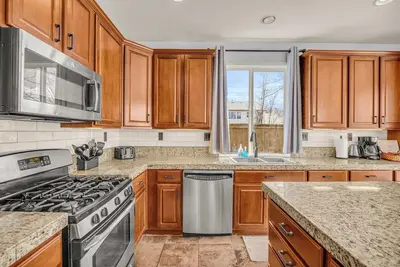 Image de Spring Haven/5TVs/Sleeps 13/8beds