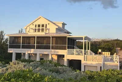 Image de Oceanfront New Construction Green Turtle Cay with Pool