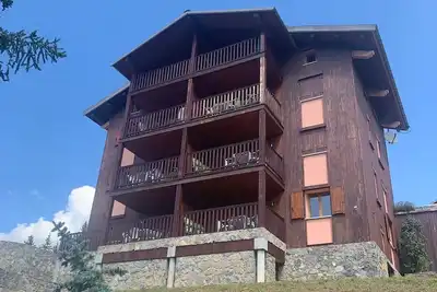 Image de Appartement 2 p 6 couchages tout confort dans chalet à Valberg. parking privé