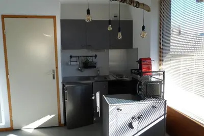 Appartement plein sud, vue sur les massifs. Piscine et pistes de ski à proximité