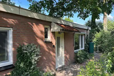 Image de Detached vacation bungalow in the Veluwe 100 m from the forest