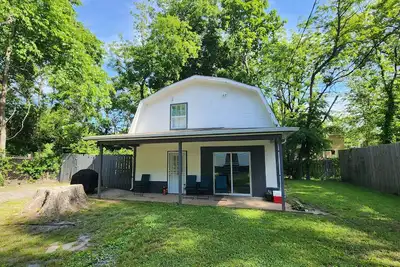 Image de Monthly Stays-Spacious Guest House w/ 8+ Beds- Near Downtown & Medical District