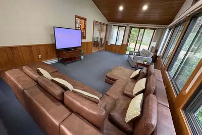 Image de Hurray! Christmas Getaway Reservation in a Chic, Cozy Home in City of Chaska