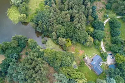 Image de Ressourcement en Brocéliande. Calme et sérénité au sein d'une nature préservée.