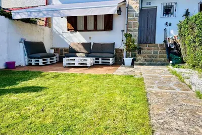 Image de Maison de vacances 'Amets' avec vue montagne et jardin privé