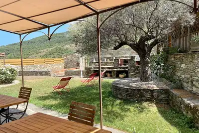 Image de Appartement 'De Charme Dans Une Bergerie' avec piscine partagée, Wi-Fi et climatisation