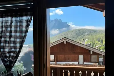 Image de Appartement 'I Tramonti Del Picco Di Roda' avec vue sur les montagnes, terrasse privée et Wi-Fi
