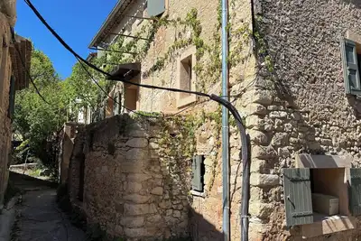 Jolie maison de village Luberon, très confortable, entièrement rénovée