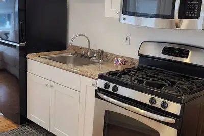 Image de Chic 1-bedroom apartment with WiFi, Ac in phenomenal Providence