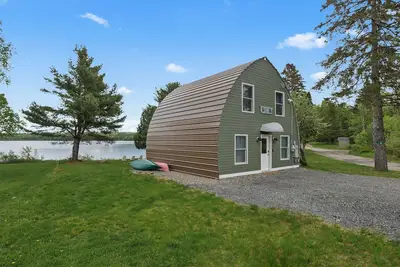 Image de Sweet Spot | New Construction | Haley Pond, Close to Town