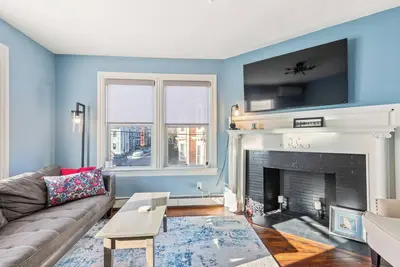 Image de Federal Hill Pride a 3 bedroom condo with WiFi, Ac