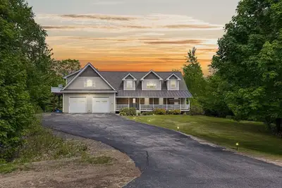 Image de Evergreen Escape | Relaxing Conway Getaway