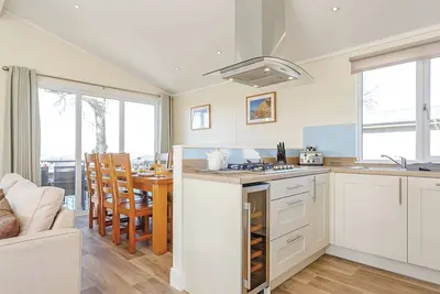 Image de 4 chambres à coucher à Axminster