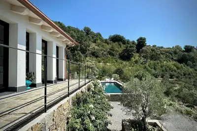 Image de Design country house with pool & sea view - natural idyll between Dolceacqua & the sea