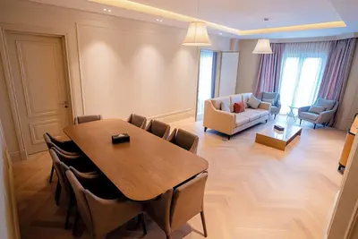 Image de Four Seasosn Apartments