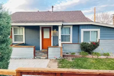 Image de Welcoming Cozy Haven, 7 Beds, Sleeps 9